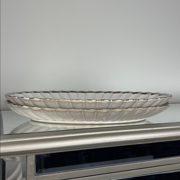 Homegoods White Ceramic Serving Platters-Scalloped Edge & Silver Rim (Set of 2) - Picture 11 of 11